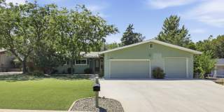 1978 Catalpa Circle Gallery 1