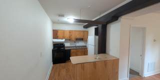 Creekside 1BR with Central Air and W/D Gallery 1