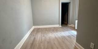 Stunning 3-Bedroom Townhome in Wyoming! Available NOW! Gallery 11