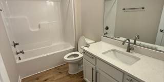 Luxury Newer Construction Home! Perfect Location! Gallery 15