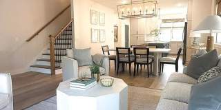 Luxury Townhome Gallery 5