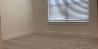 Available For Immediate 6 Month Or Shorter Lease Gallery 17