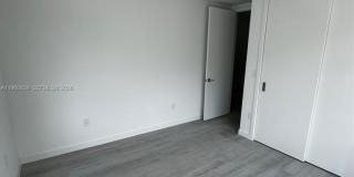 3204 Plaza Street Gallery 8