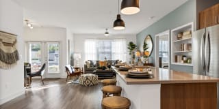 Station 117 Gallery 22