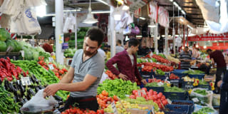 Modera Jack London Square Gallery 36