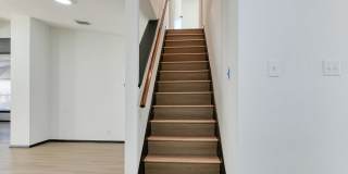 Room in 3 Bedroom Home at Jenkins Dr Gallery 12