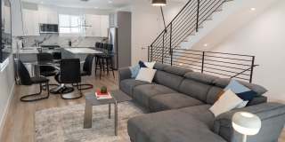 4833 Riverton Ave Gallery 4
