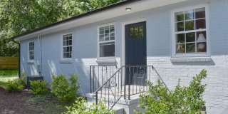 Beautiful 2 bedroom duplex in downtown Raleigh Available Early August! Gallery 3
