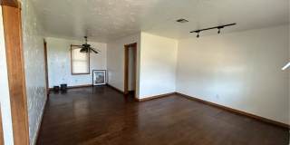 2Bed 1Bath Northside Home! Gallery 1