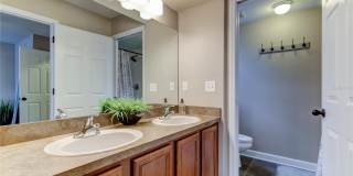 2123 W SPRUCE STREET Gallery 21