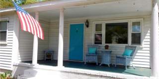 2224 Maple Street Gallery 1
