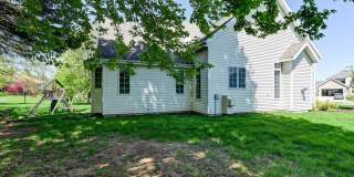Beautifully updated 4 bedroom home in Southbridge, Waunakee Gallery 5