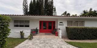 11445 N Bayshore Dr Gallery 1