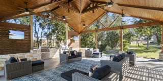 3101 Place Apartments Gallery 21