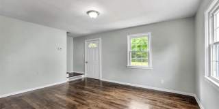 607 Hartford Road Gallery 4