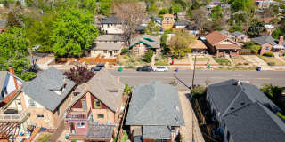 Amazing Highlands location with huge walkability! Gallery 32