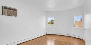 52 Bonair Street Gallery 7
