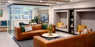 Parc Riverside Gallery 42