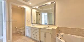 848 Brickell Key Drive Gallery 12