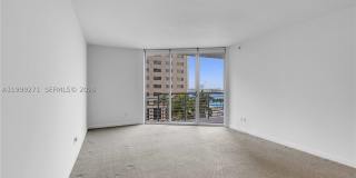 335 S Biscayne Blvd Gallery 6