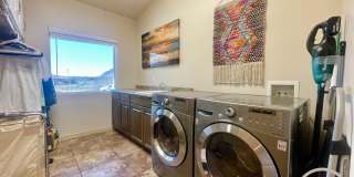 Amazing Views!  6+ Month lease options! Gallery 23