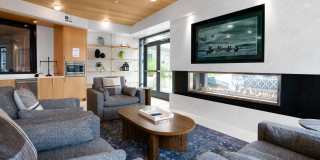 Triangle Gallery 38