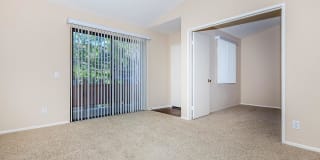 Spring Lakes Apartment Homes Gallery 30