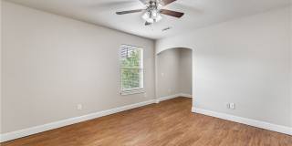 604 NW 17th Court Gallery 19