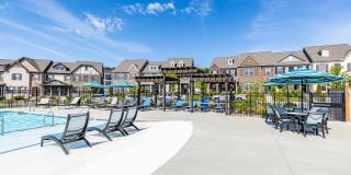 Stunning Condo with Garage space Stunning Condo with Garage space Gallery 29