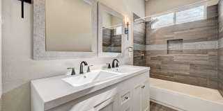 WOW! What a gorgeous home! Gallery 41