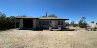 Newly Remodeled 2 bed 1 bath home! Gallery 1