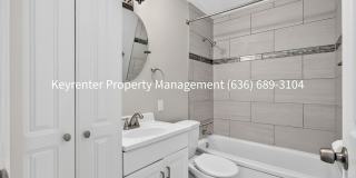 Fully Renovated 2BR/1BA Home for Rent Gallery 15