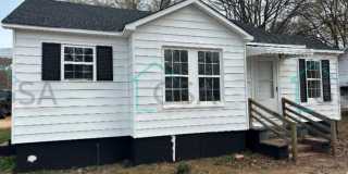 2 Bedroom 2 Bath Available! Gallery 1