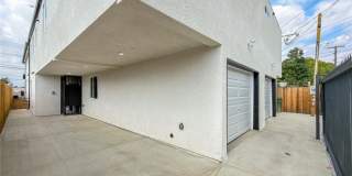 2120 E 92nd Street Gallery 10