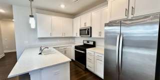 The Bungalows on the Lake - The View Gallery 77