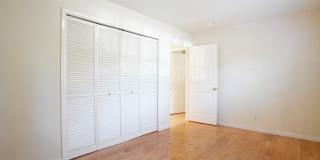 Beautifully Updated Three Bedroom Browns Valley Home Gallery 29