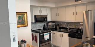 1420 Brickell Bay Dr Gallery 28