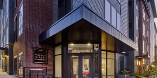Walnut Street Commons Gallery 18