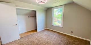 LARGE FENCED IN YARD!!! Gallery 28