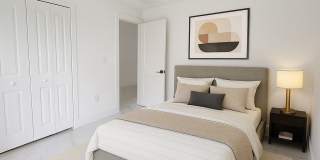 670 CHEMSTRAND Street E Gallery 7