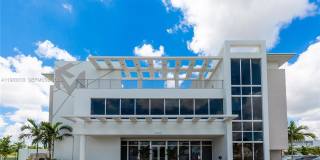 10447 NW 66th St Gallery 32