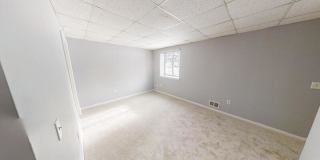1316 West Huron Street Gallery 6