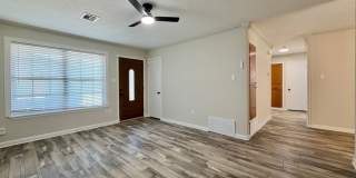 Beautifully Updated Gallery 6