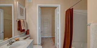 Stoneleigh at the Reserve Gallery 7