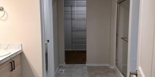 Beautiful Spanaway Home! Apply Today Gallery 14