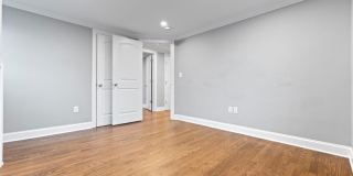 86 Forest St Gallery 7