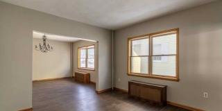 112 E Grove Street Gallery 10