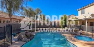 Beautiful Large Furnished Home w/A Pool Gallery 34