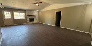 Luxurious 3 bd 2 ba on South Peoria Luxurious 3 bd 2 ba on South Peoria Gallery 19