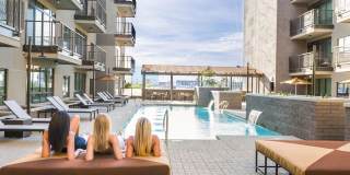 iLuminate Gallery 16